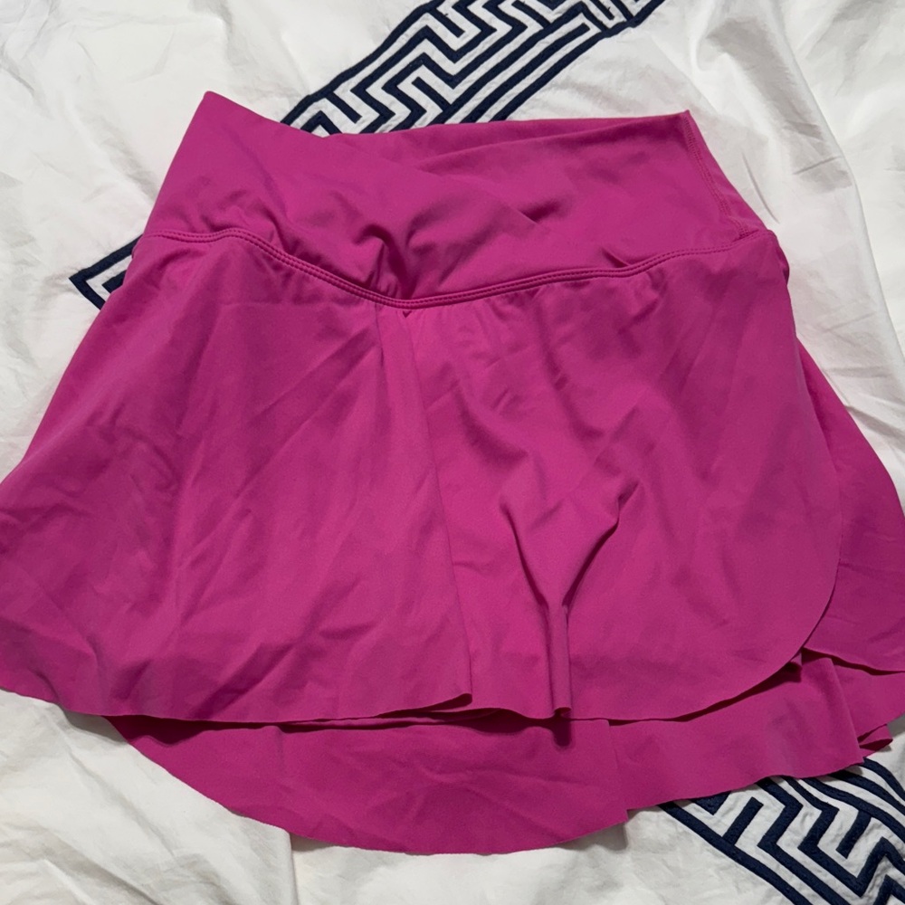 NWOT HALARA Women's Skort in Vibrant Pink